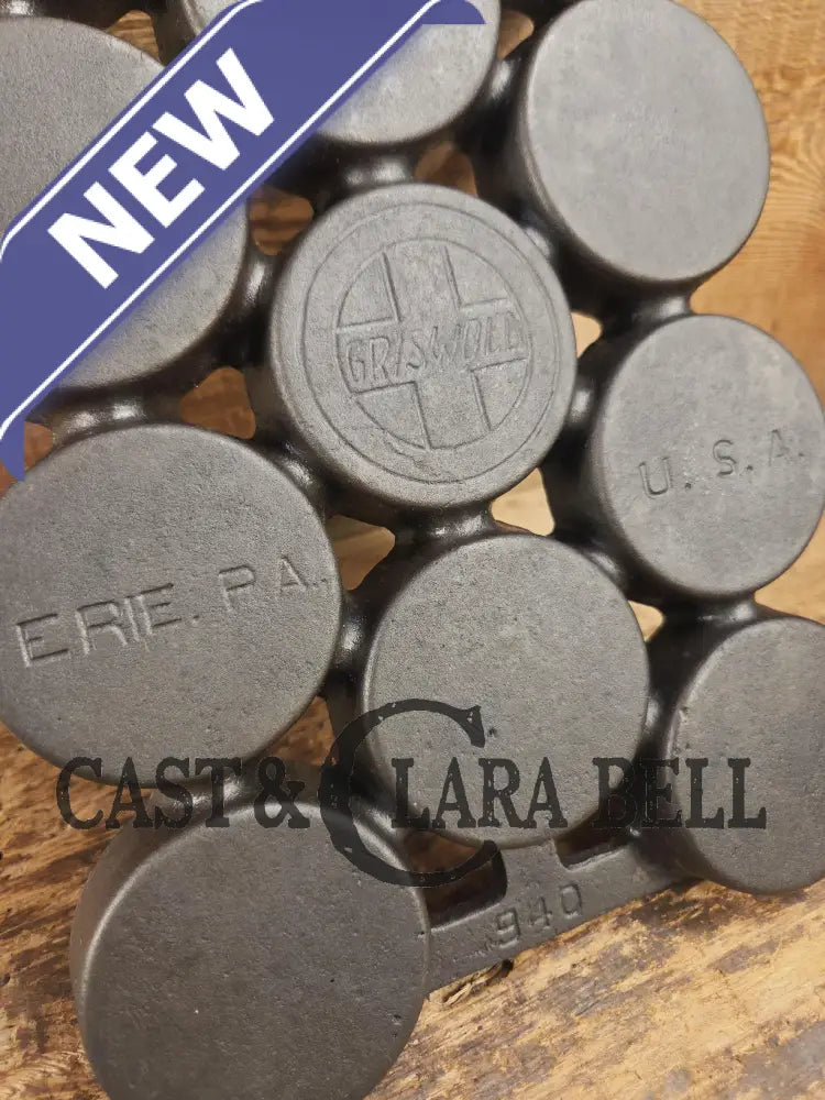 Most rare variation (Rarity 6) Fully Marked Griswold No. 1 Gem Pan Block Logo 11 cup p/n 940. This piece is flat out