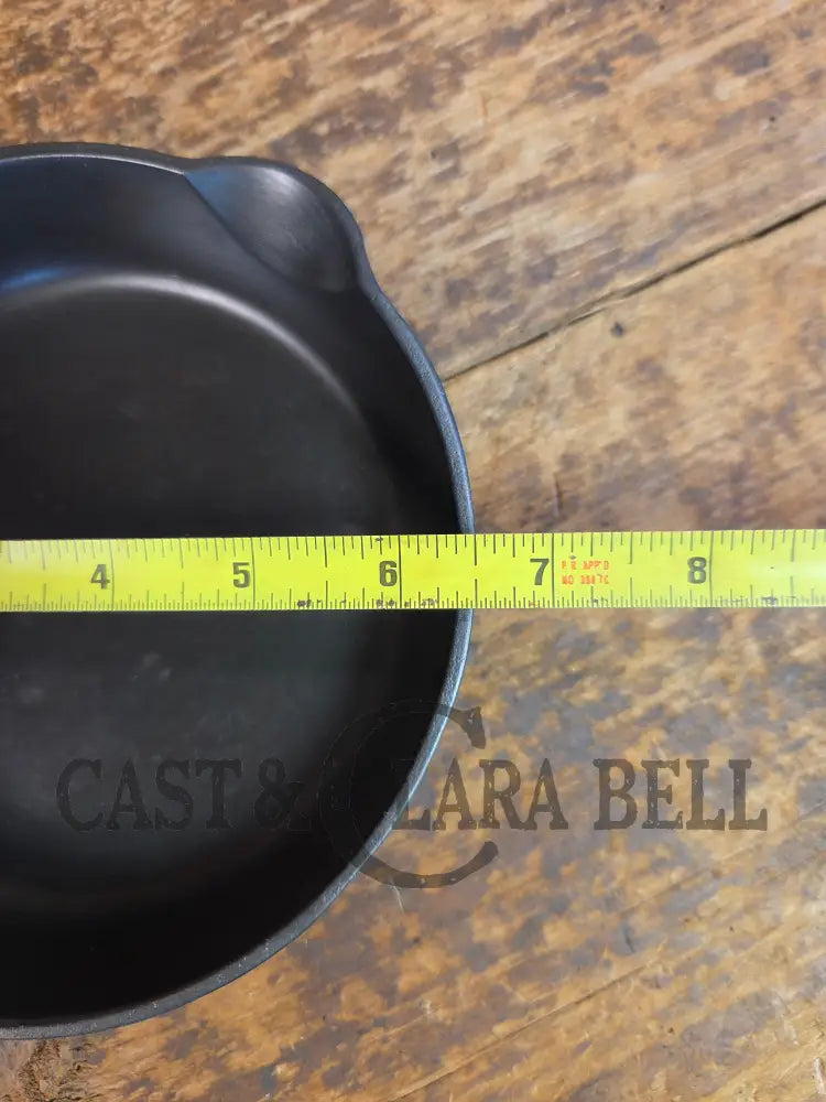Must have! 1910’s Griswold #3 Egg Skillet with Large Block Logo and Heat Ring 709 B - Skillet