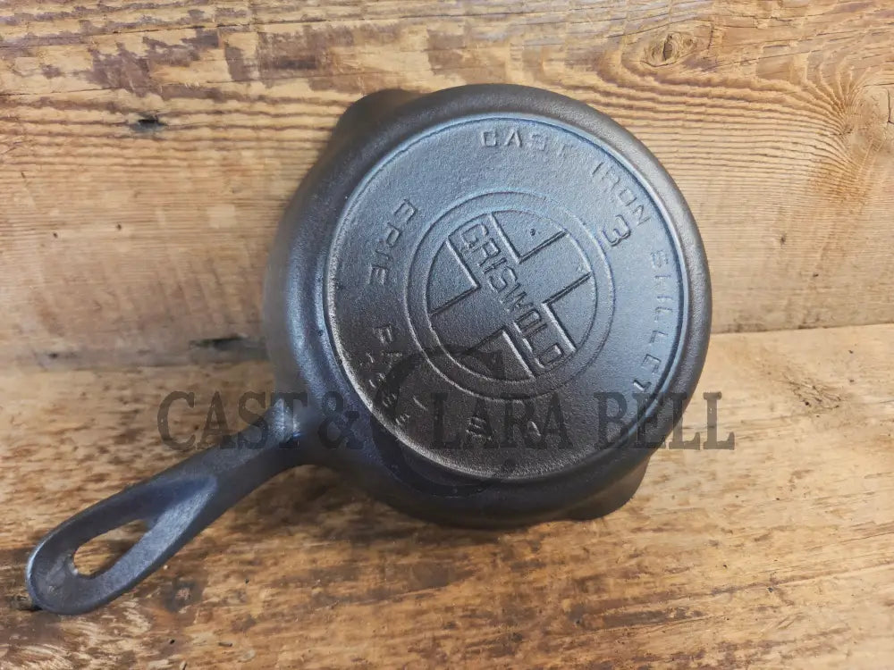 Must have! 1910βs Griswold #3 Egg Skillet with Large Block Logo and Heat Ring 709 B - Skillet