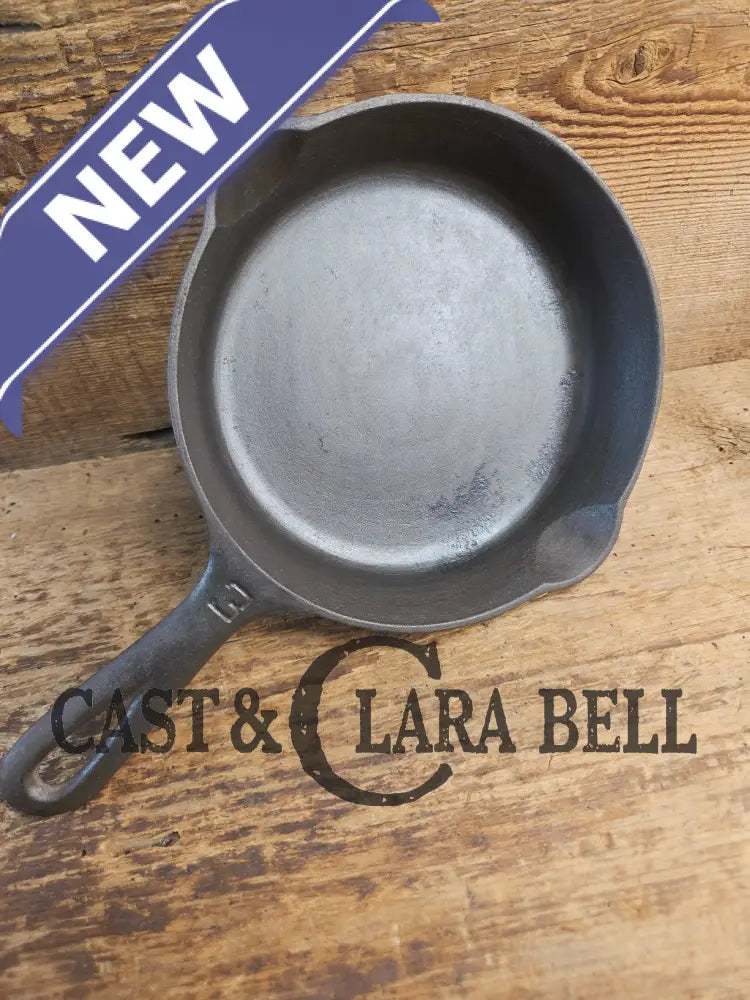 Must have egg skillet! Griswold #3 Skillet with Large Block Logo 709 A Skillet