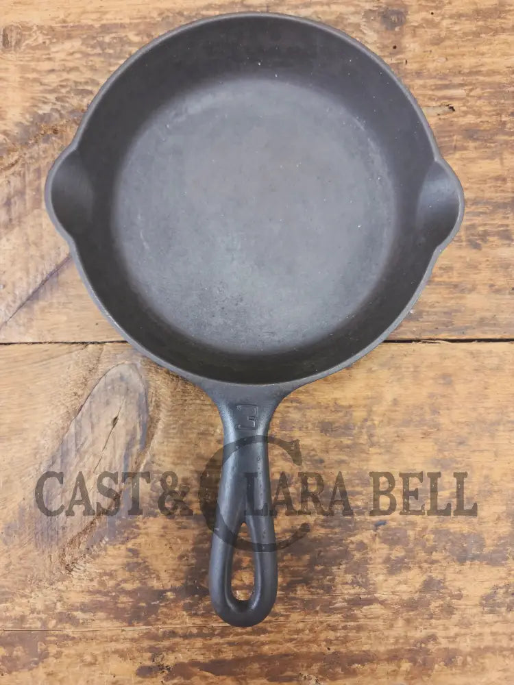 Must have egg skillet! Griswold #3 Skillet with Large Block Logo 709 B - Skillet