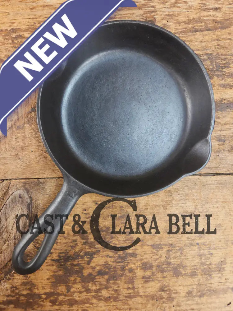 Must have egg skillet! Griswold #3 Skillet with Large Block Logo 709 B Skillet