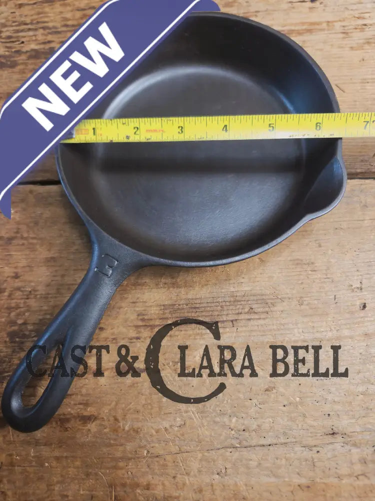 Must have egg skillet! Griswold #3 Skillet with Large Block Logo 709 B Skillet