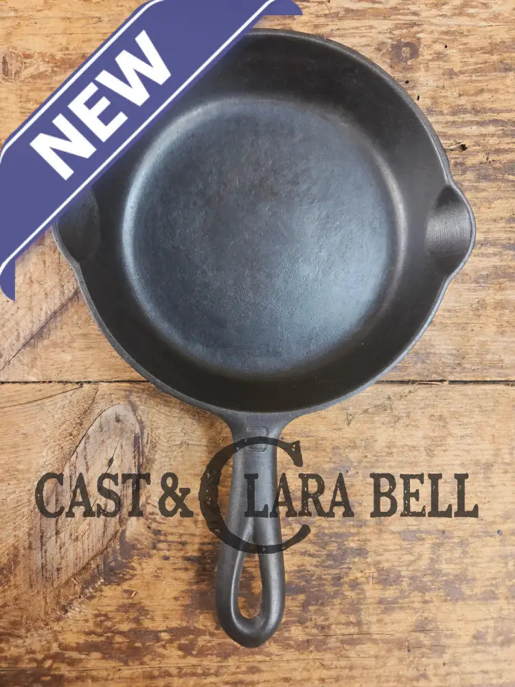 Must have egg skillet! Griswold #3 Skillet with Large Block Logo 709 B Skillet