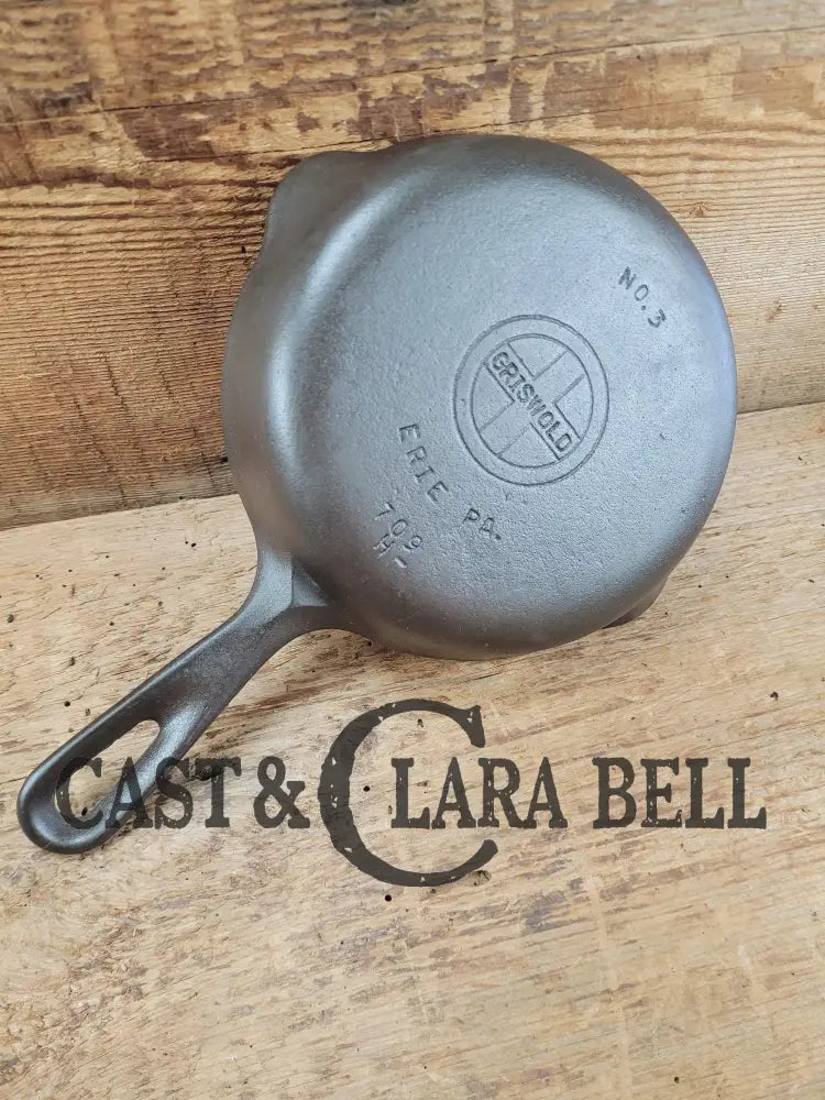Must Have Egg skillet! Griswold No. 3 Skillet with Small Block Logo Erie PA 709 H DASH. Restored and Ready to Use!