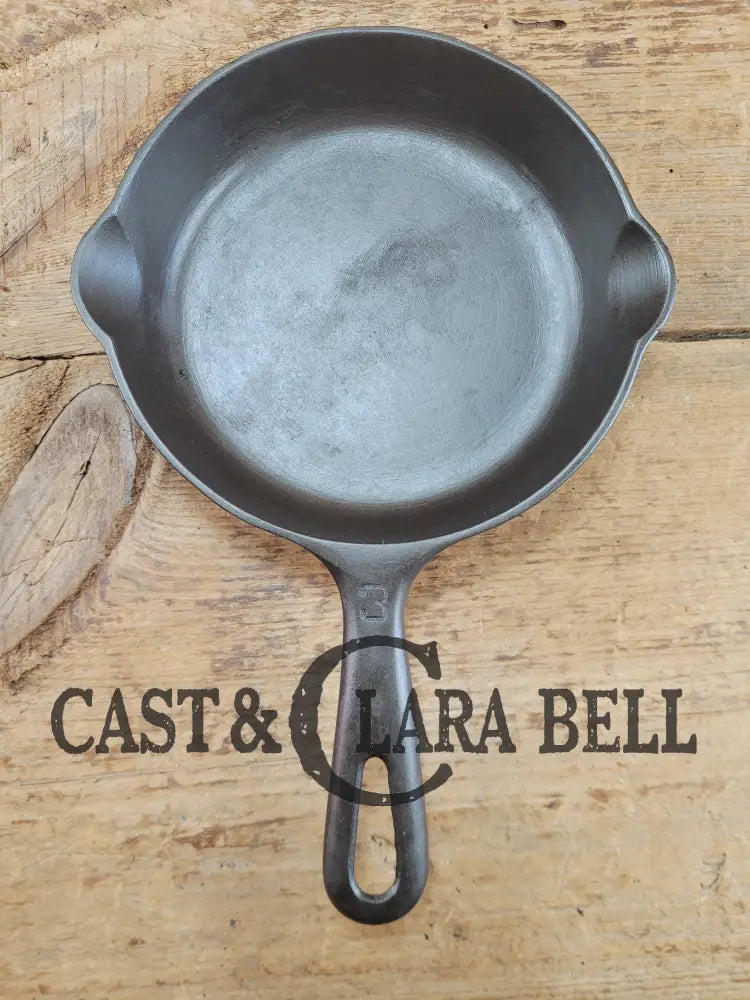 Must Have Egg skillet! Griswold No. 3 Skillet with Small Block Logo Erie PA 709 H DASH. Restored and Ready to Use!