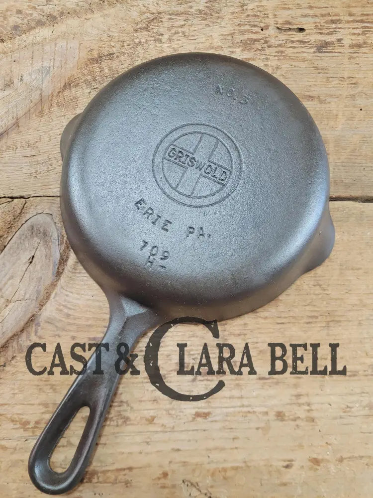 Must Have Egg skillet! Griswold No. 3 Skillet with Small Block Logo Erie PA 709 H DASH. Restored and Ready to Use!