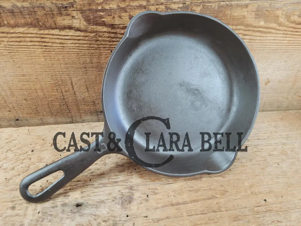 Must Have Egg skillet! Griswold No. 3 Skillet with Small Block Logo Erie PA 709 H DASH. Restored and Ready to Use!