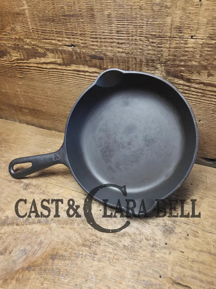 Must Have Egg skillet! Griswold No. 3 Skillet with Small Block Logo Erie PA 709 H. Restored and Ready to Use! Skillet