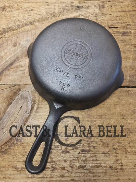 Must Have Egg skillet! Griswold No. 3 Skillet with Small Block Logo Erie PA 709 H. Restored and Ready to Use! Skillet