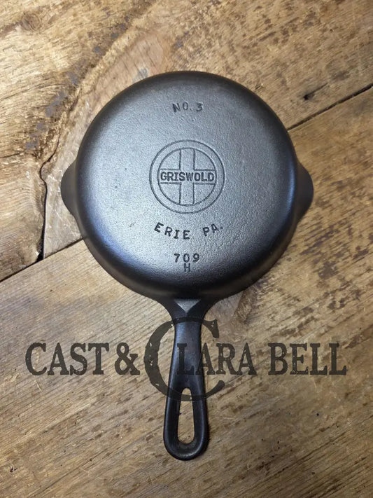 Must Have Egg skillet! Griswold No. 3 Skillet with Small Block Logo Erie PA 709 H. Restored and Ready to Use! Skillet