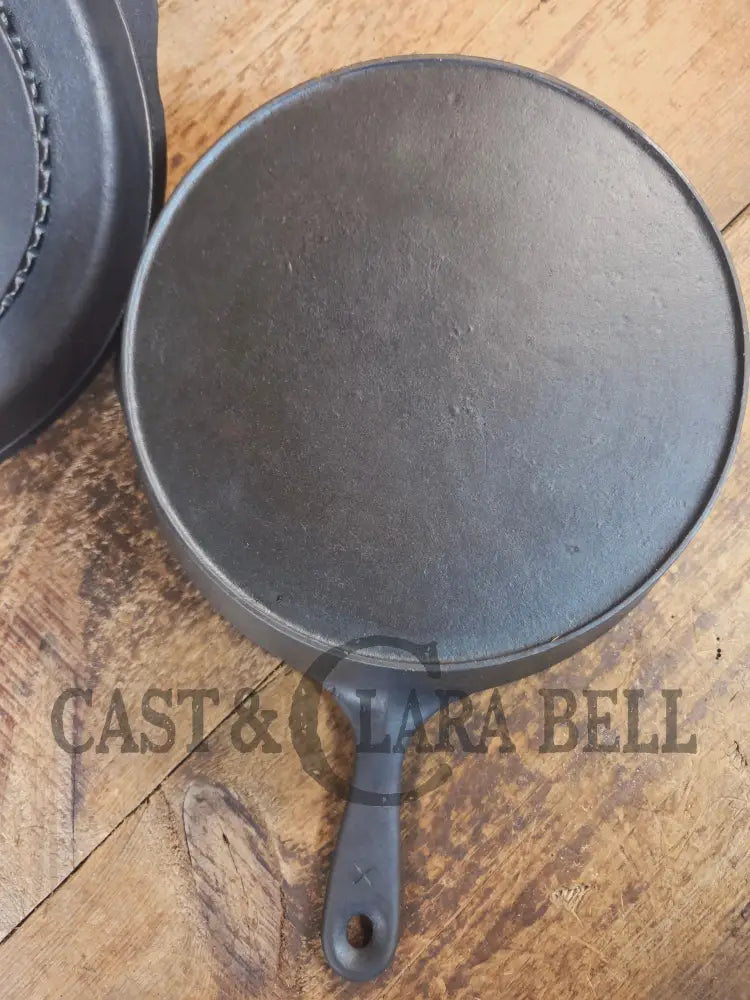 Must Have in the kitchen! Wagner #8 Deep Chicken Fryer with Sawtooth Lid - Skillet