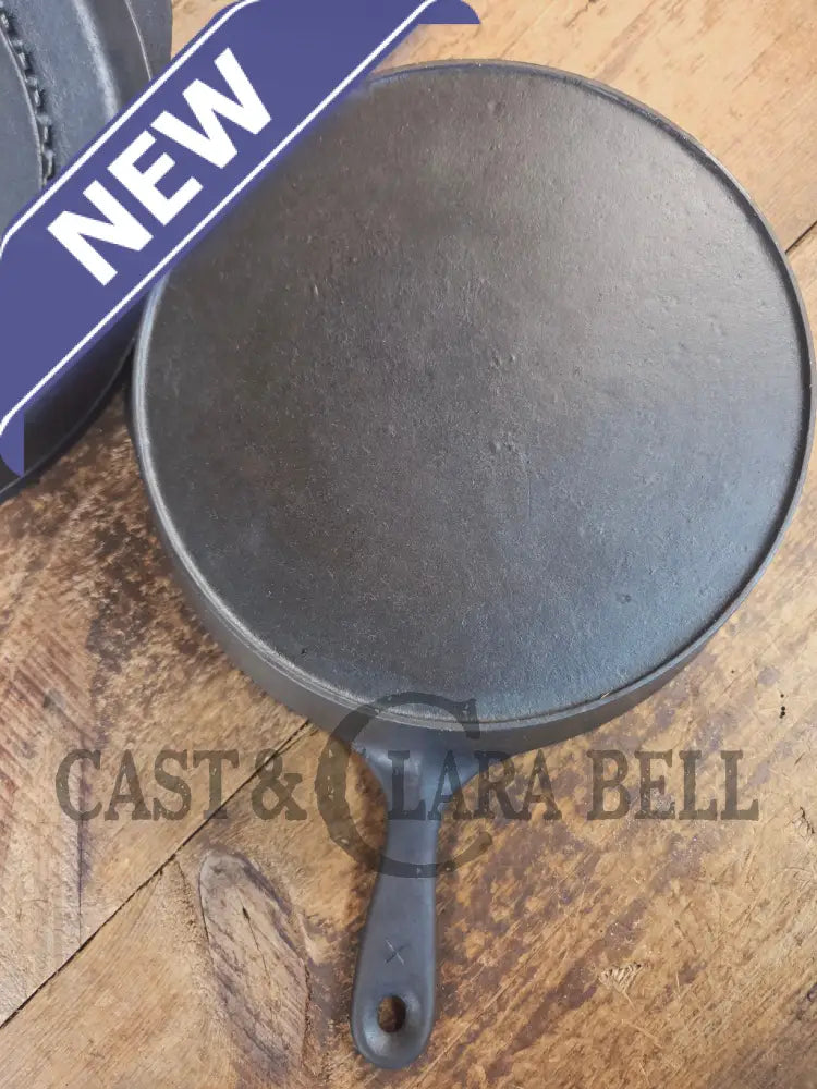Must Have in the kitchen! Wagner #8 Deep Chicken Fryer with Sawtooth Lid - Skillet