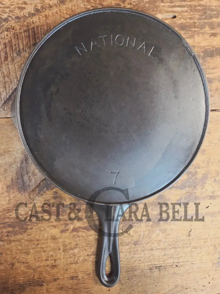 National (by Wagner) #7 Vintage Skillet. This lightweight skillet (c. 1914-1930) is a beauty - Skillet