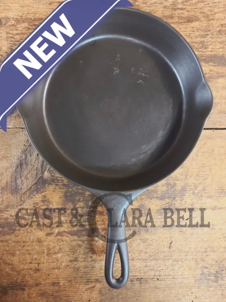 National (by Wagner) #7 Vintage Skillet. This lightweight skillet (c. 1914-1930) is a beauty - Skillet