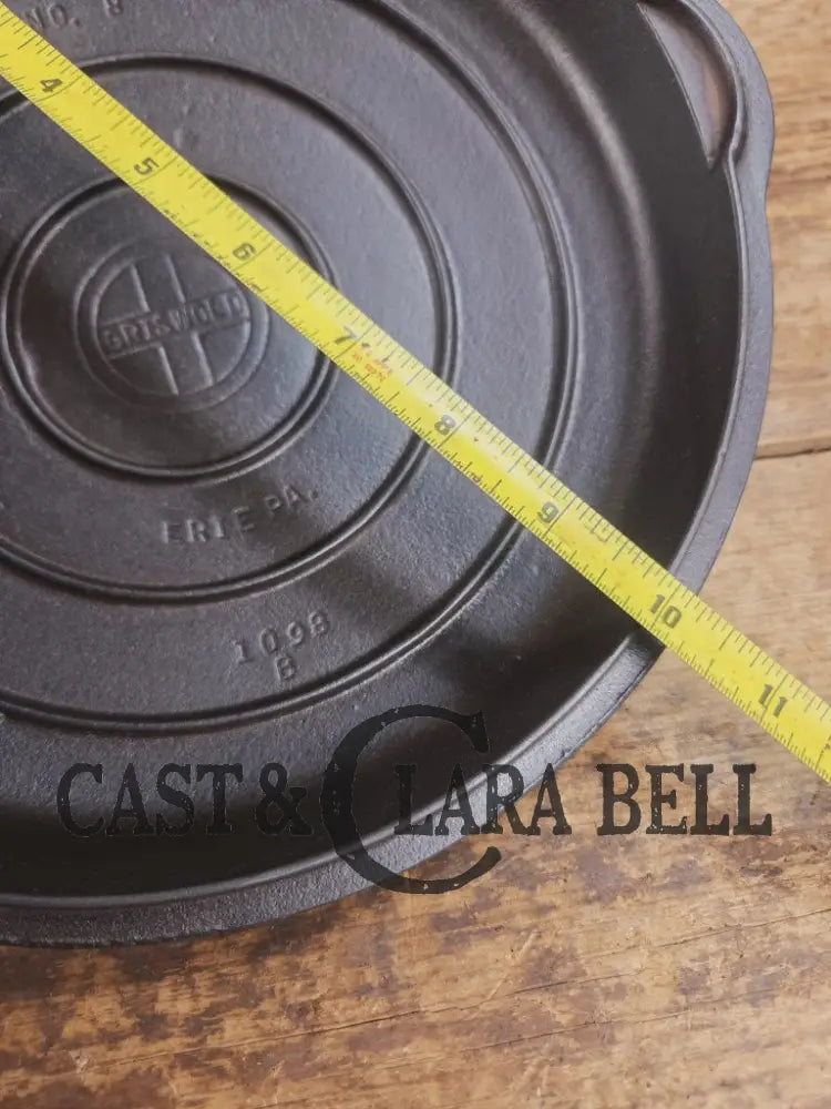 Need a lid? 1940βs Griswold No. 8 High Dome Skillet Lid with Small Block Logo 1098 B Skillet