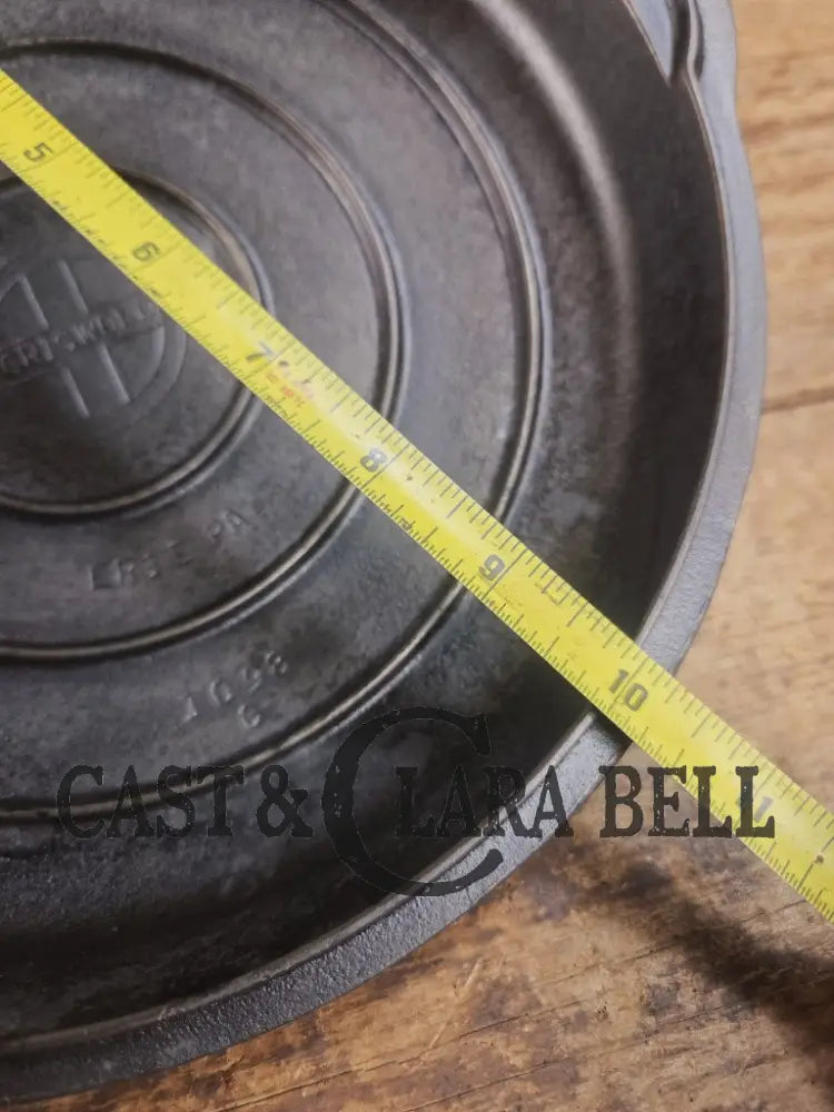 Need a lid? 1940βs Griswold No. 8 High Dome Skillet Lid with Small Block Logo 1098 C Skillet