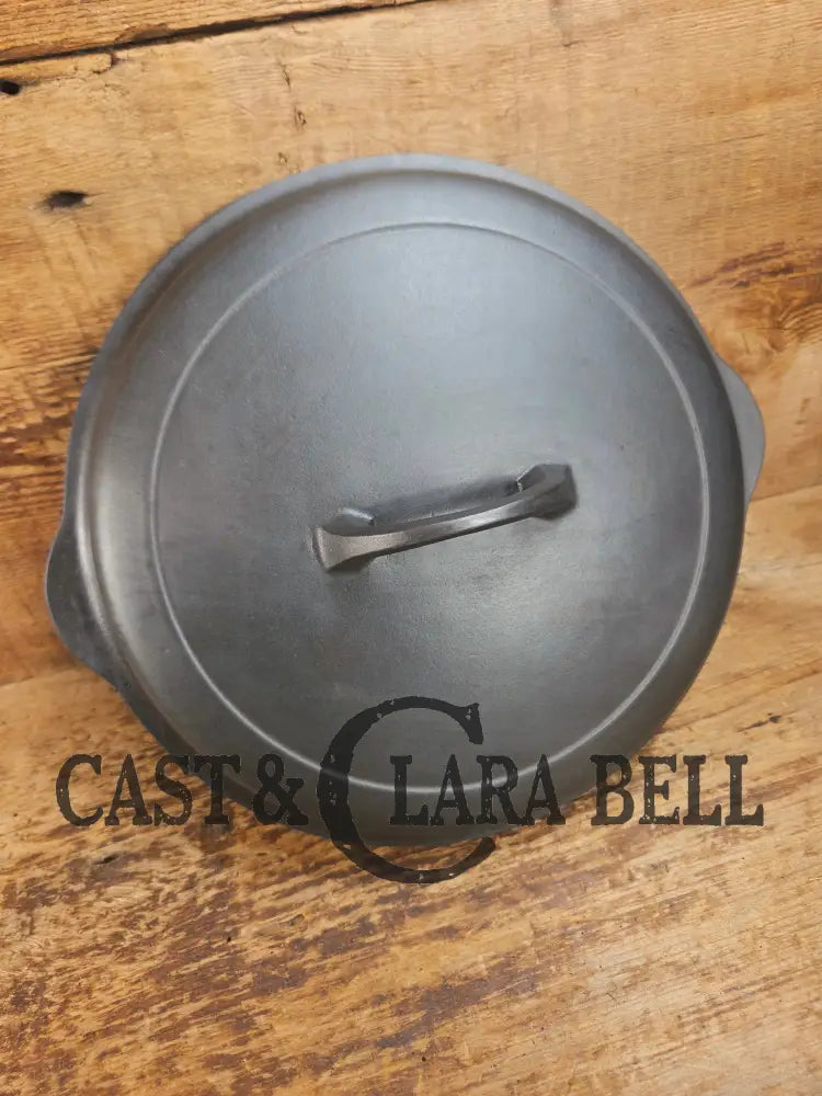Need a lid? 1940βs Griswold No. 8 Skillet Lid with Raised Letter Small Block Logo 1098 B Skillet