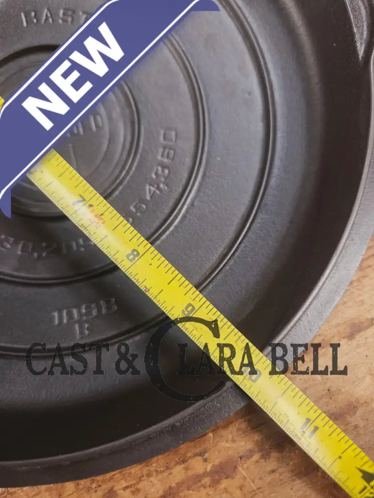 Need a lid? 1940βs Griswold No. 8 Skillet Lid with Raised Letter Small Block Logo 1098 B Skillet