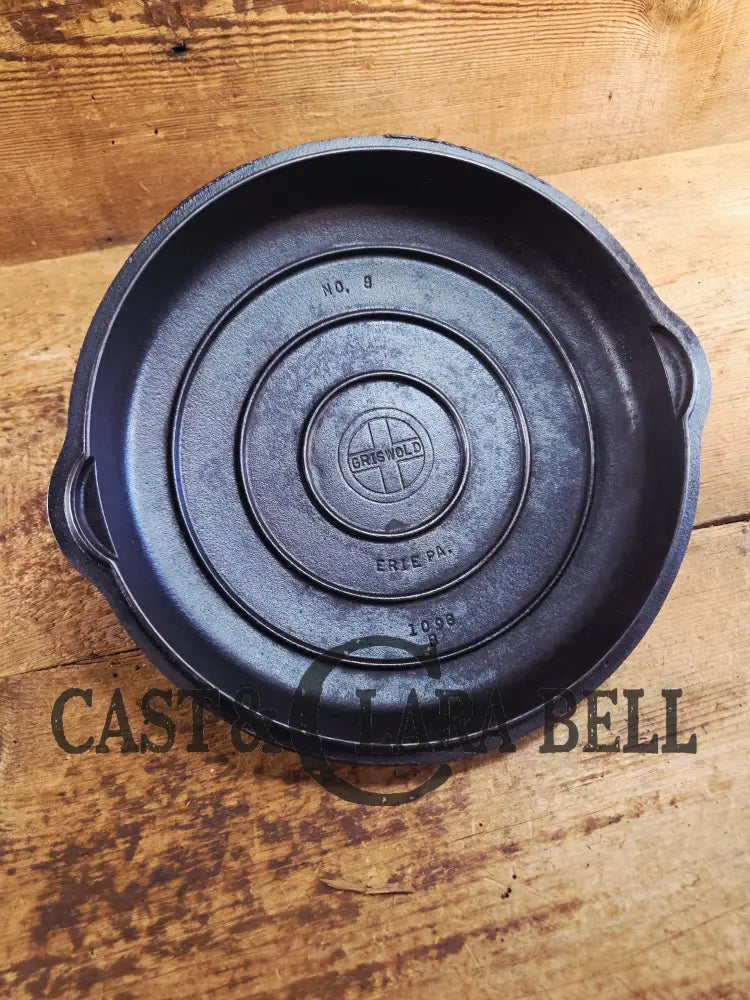 Need a lid? 1940βs Griswold No. 8 Skillet Lid with Small Block Logo 1098 Skillet