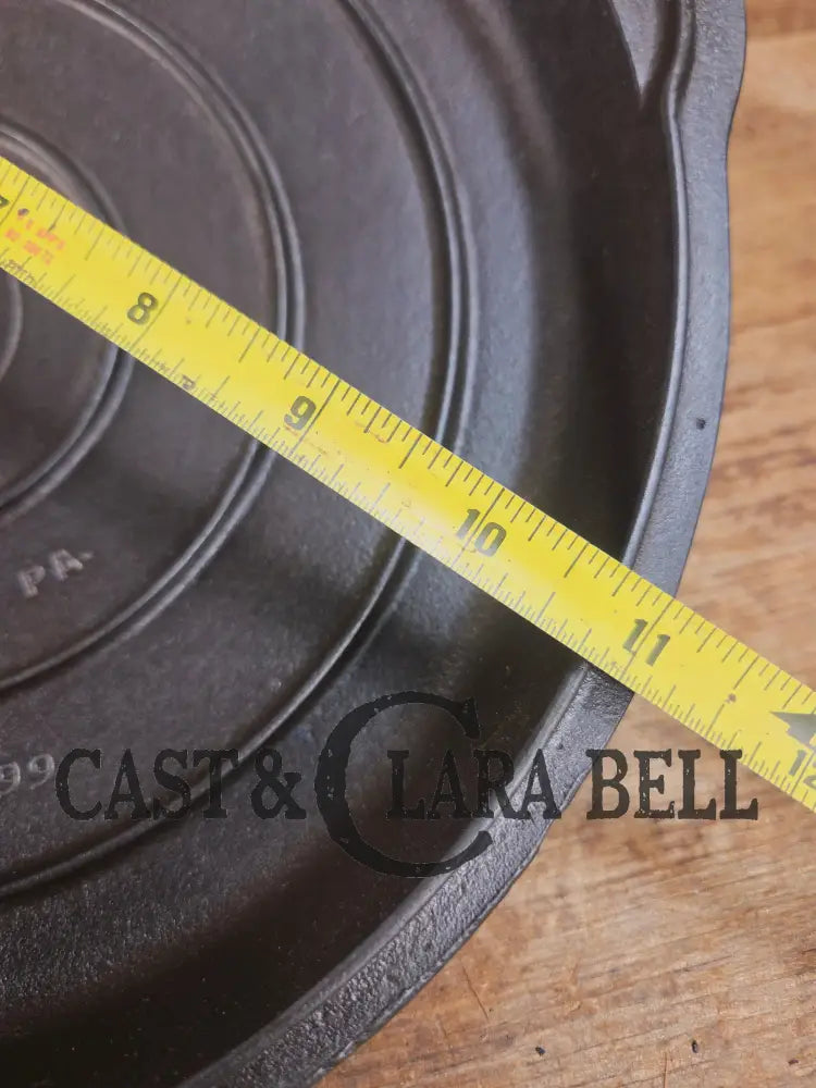 Need a lid? 1940โs Griswold No. 9 Skillet Lid with Small Block Logo 1099 Skillet