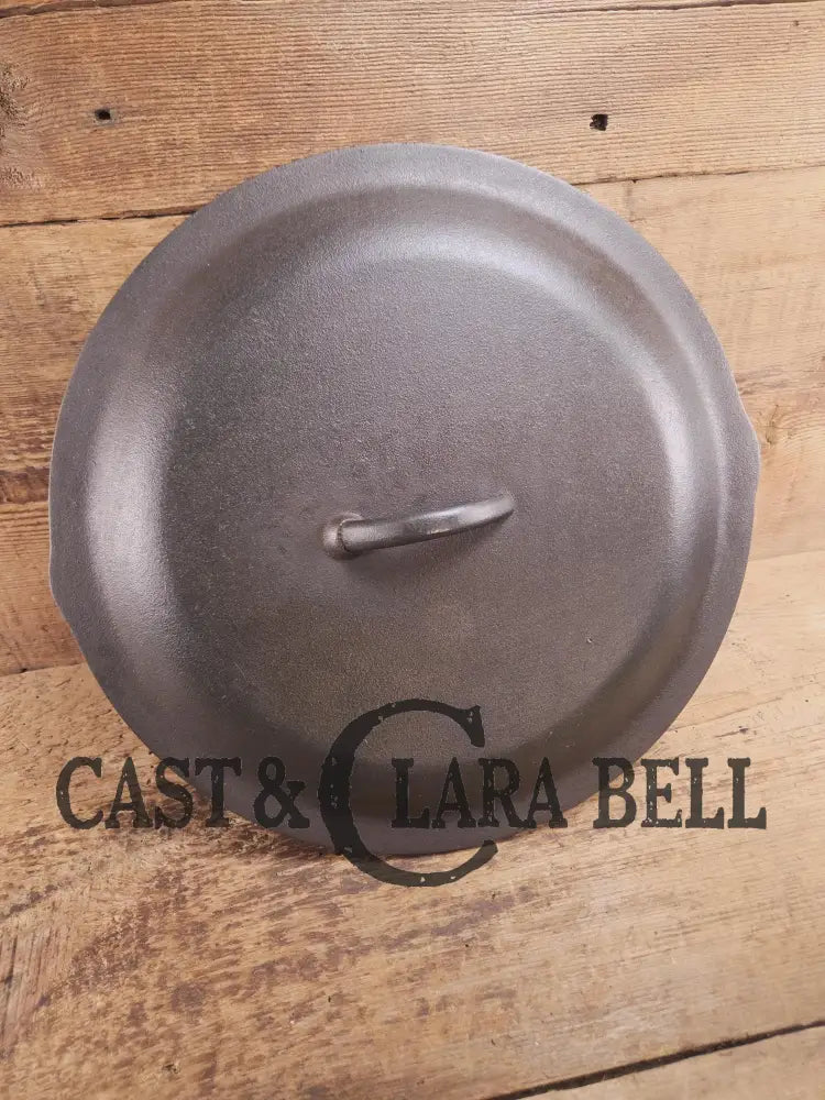 Need a lid? Big old #12 1940βs era βs Lodge #12 cast iron low dome Skillet Lid.
