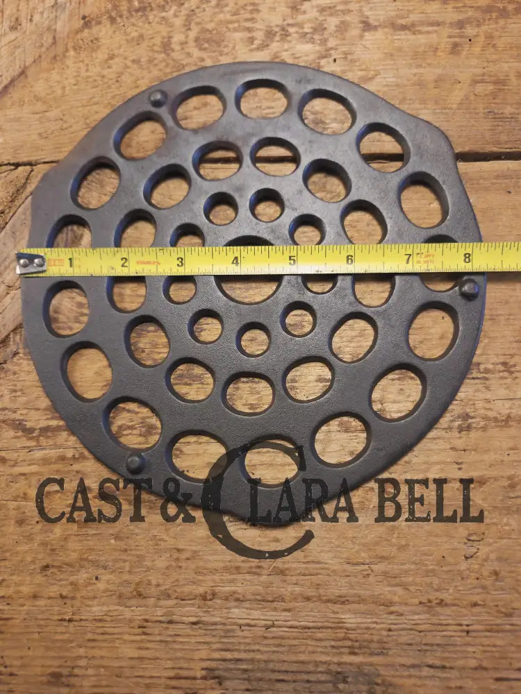 Need a trivet for your #8 dutch oven? Wagner Ware Drip Drop Trivet Dutch Ovens Trivets & Kettles