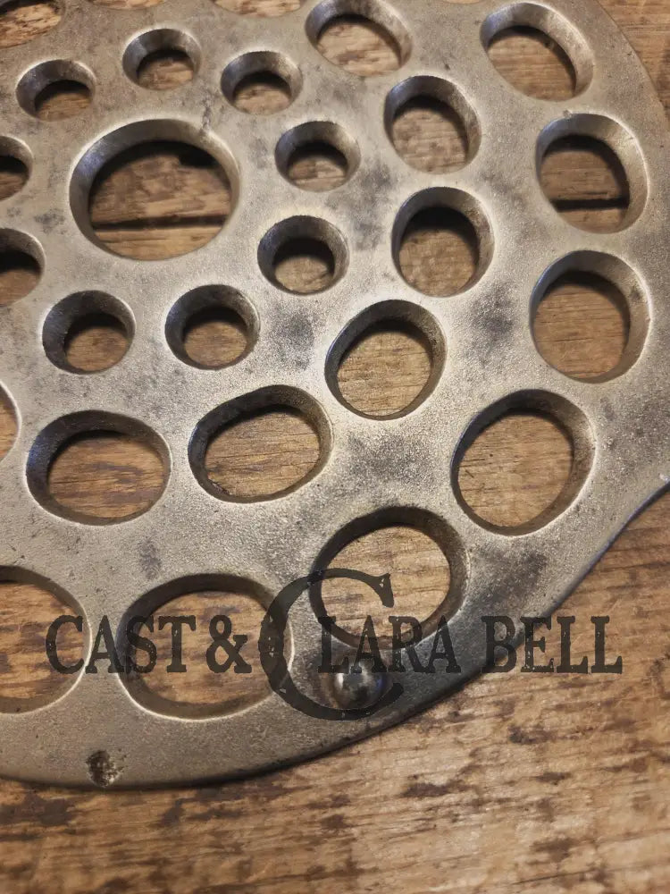 Need a trivet for your #8 dutch oven? Wagner Ware Drip Drop Trivet Dutch Ovens Trivets & Kettles