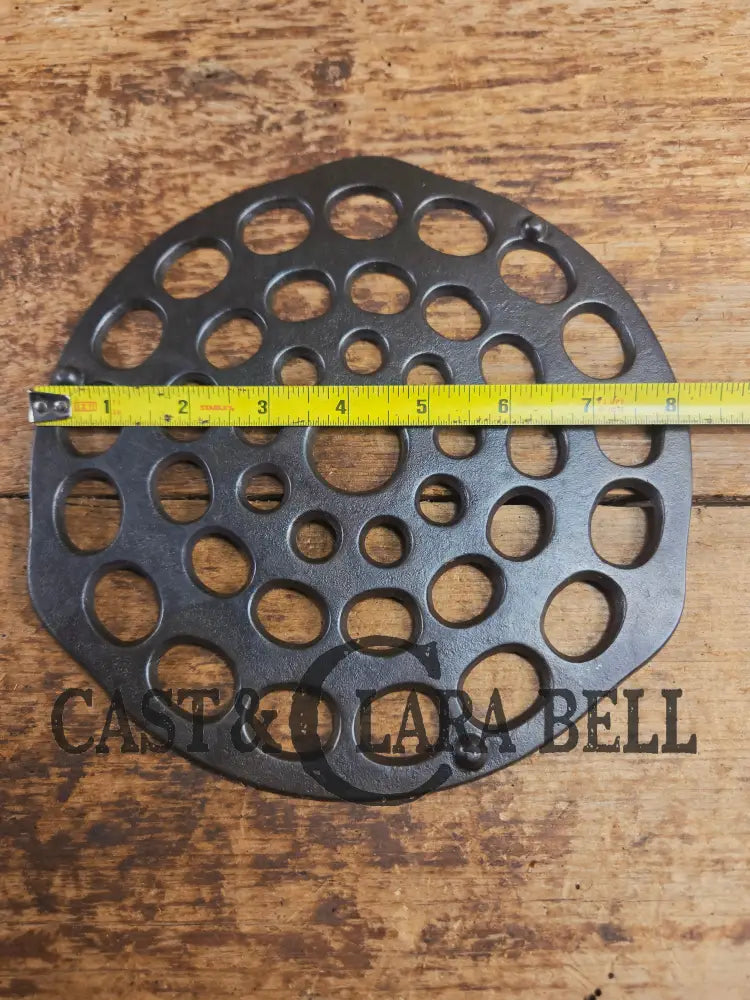 Need a trivet for your #8 dutch oven? Wagner Ware Drip Drop Trivet Dutch Ovens Trivets & Kettles