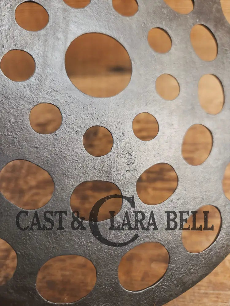 Need a trivet for your #8 dutch oven? Wagner Ware Drip Drop Trivet Dutch Ovens Trivets & Kettles