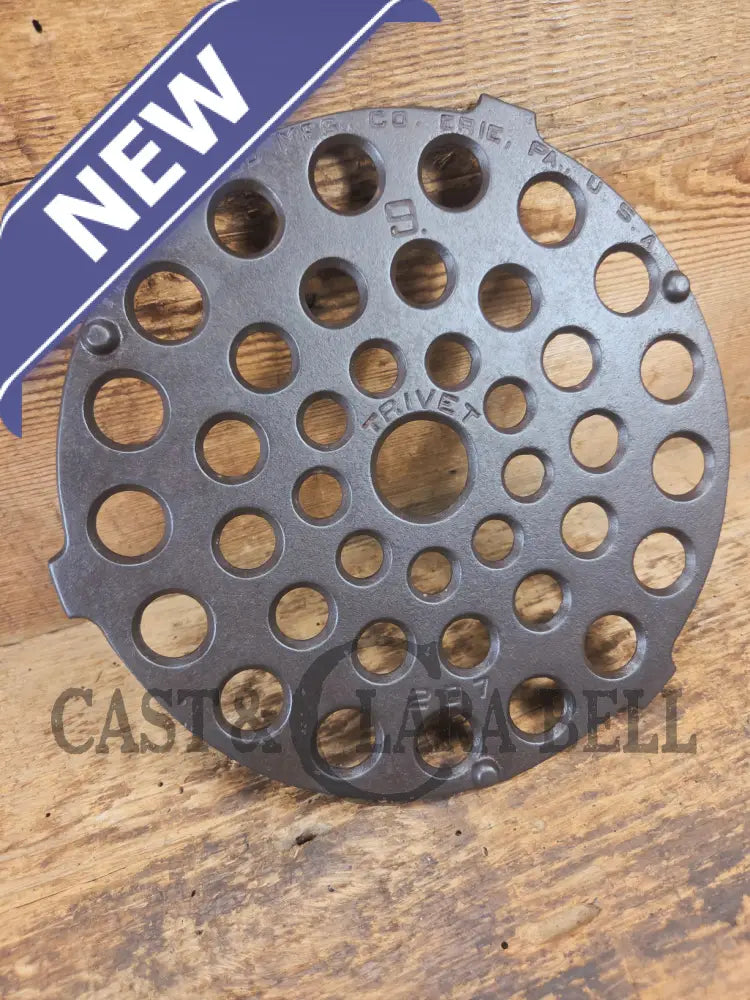 Need a trivet for your dutch oven? Griswold #9 Trivet. #207 - Dutch Ovens Trivets & Kettles