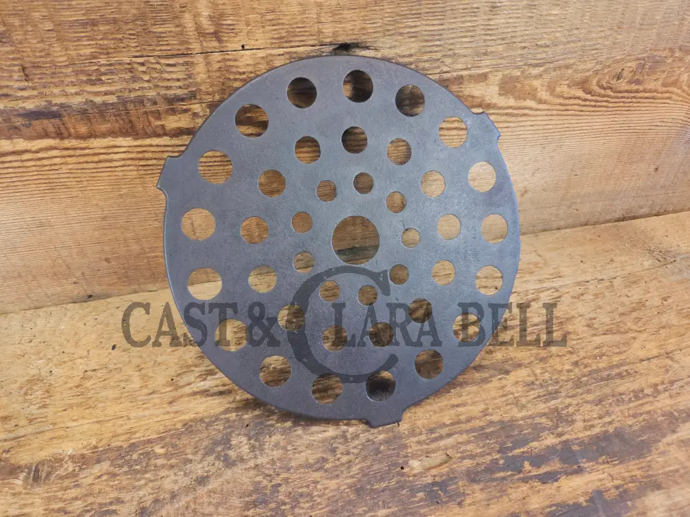 Need a trivet for your dutch oven? Griswold #9 Trivet. #207 - Dutch Ovens Trivets & Kettles