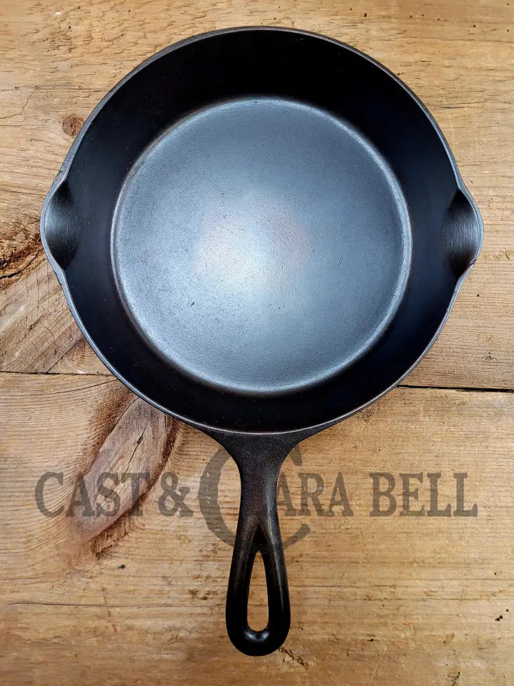 Not Seen Often. Favorite Piqua Ware #6 Cast Iron Skillet With Heat Ring And Smiley Logo