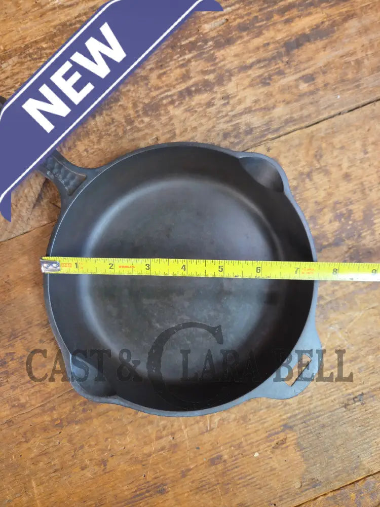 Oh my! Hard to find 1930’s Hammered finish Griswold No. 5 Hinged Cast Iron Skillet with Lid! 2096 / 2015 - Skillet