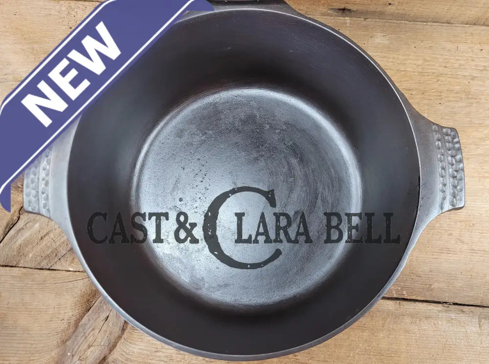 Oh My! Hard To Find 1930βS Hammered Finish Griswold No. 8 Hinged Dutch Oven W/ Small Logo 2058.