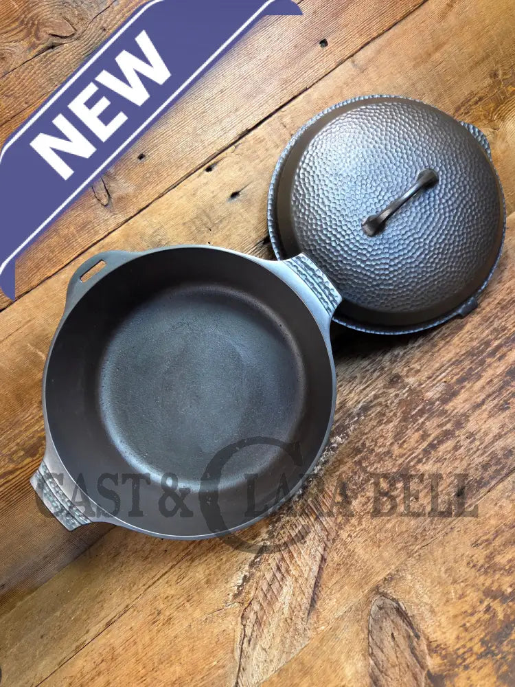 Oh my! Hard to find 1930’s Hammered finish Griswold No. 8 Hinged Dutch Oven w/ Small Logo - Dutch Ovens Trivets &