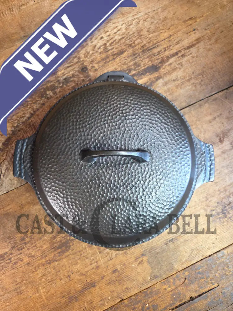 Oh my! Hard to find 1930’s Hammered finish Griswold No. 8 Hinged Dutch Oven w/ Small Logo - Dutch Ovens Trivets &
