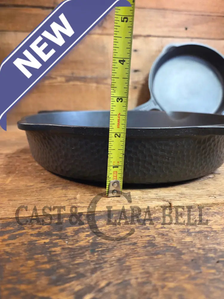 Oh my! Hard to find 1940’s Hammered finish Griswold No. 8 cast iron skillet 2008 with matching hinged skillet top 2040