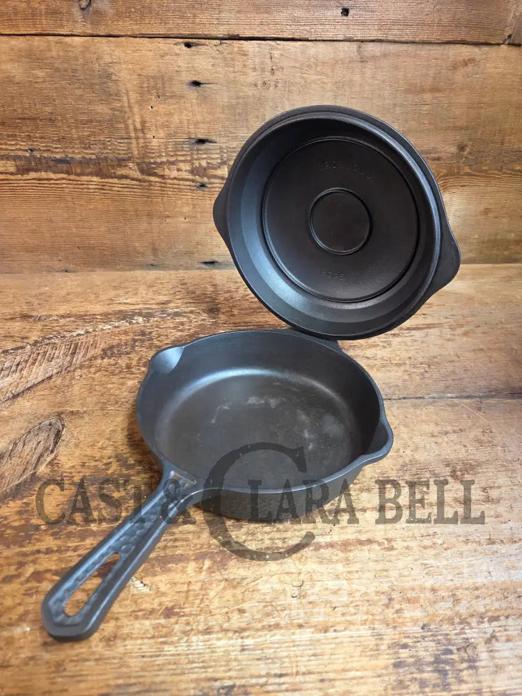 Oh my! Hard to find 1930’s Hammered finish Griswold No. 5 Hinged Cast Iron Skillet with Lid! 2096 / 2015 - Skillet