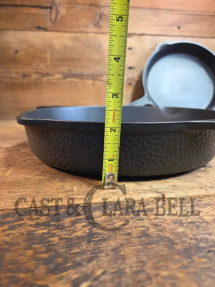 Oh my! Hard to find 1940’s Hammered finish Griswold No. 8 cast iron skillet 2008 with matching hinged skillet top 2040