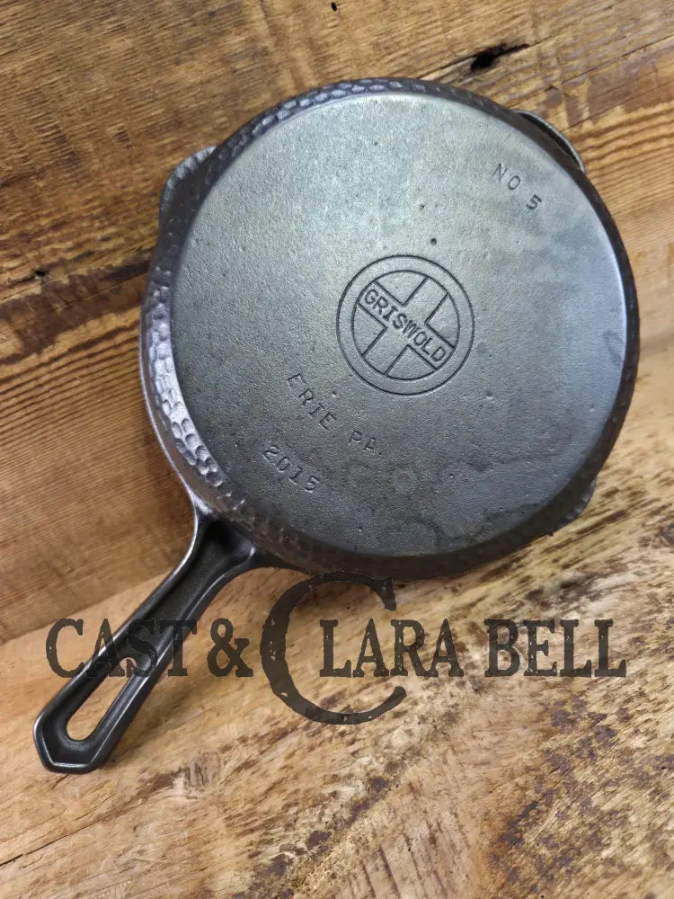 Oh my. HTF 1930’s Hammered finish Griswold No. 5 Hinged Cast Iron Skillet 2015