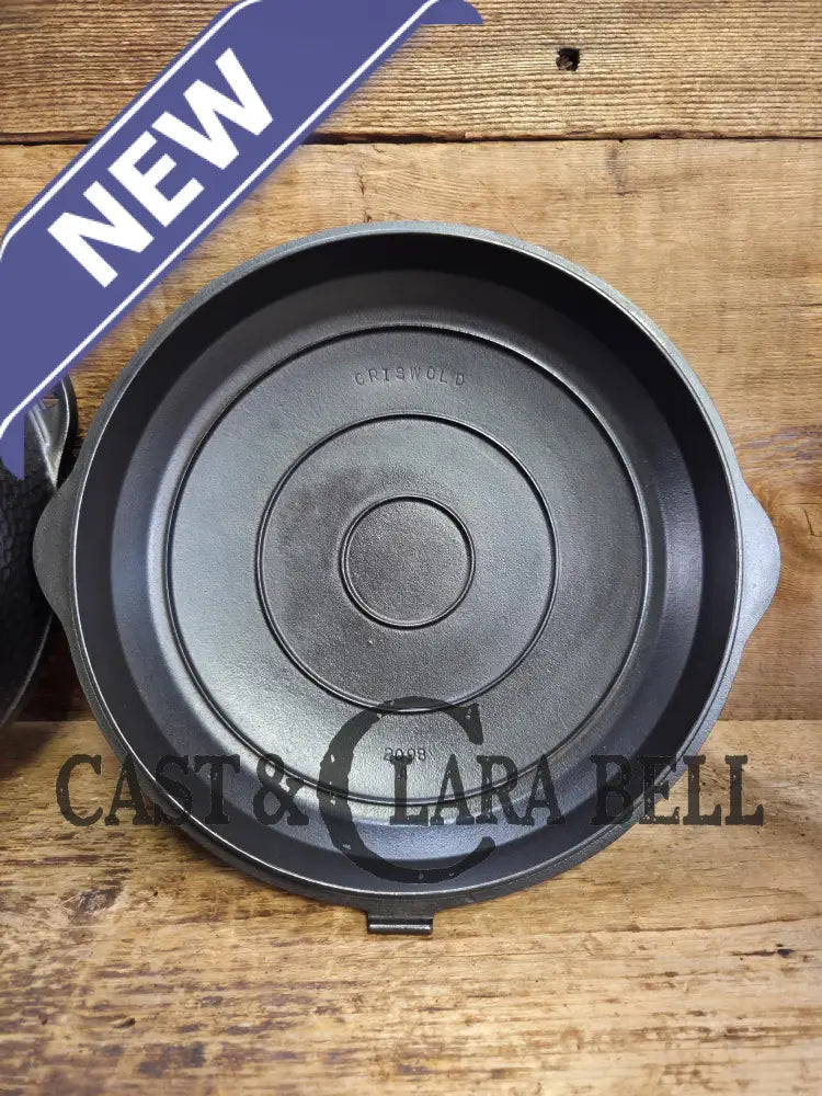 Oh my. Near Mint condition hard to find 1930βs Hammered finish Griswold No. 8 Hinged Cast Iron Skillet 2008 with