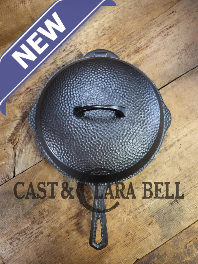 Oh my. Near Mint condition hard to find 1930βs Hammered finish Griswold No. 8 Hinged Cast Iron Skillet 2008 with