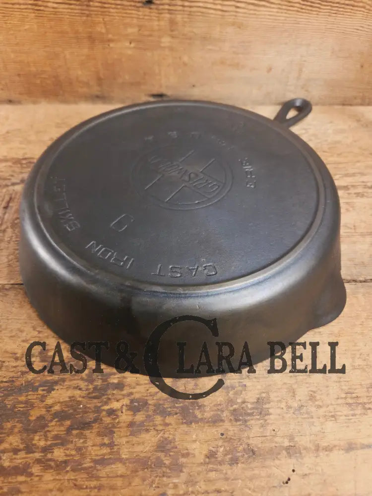 One of the earliest Griswold lines made! Lovely 1910βs Griswold #9 Skillet with Heat Ring and Large Slant Logo 710 C