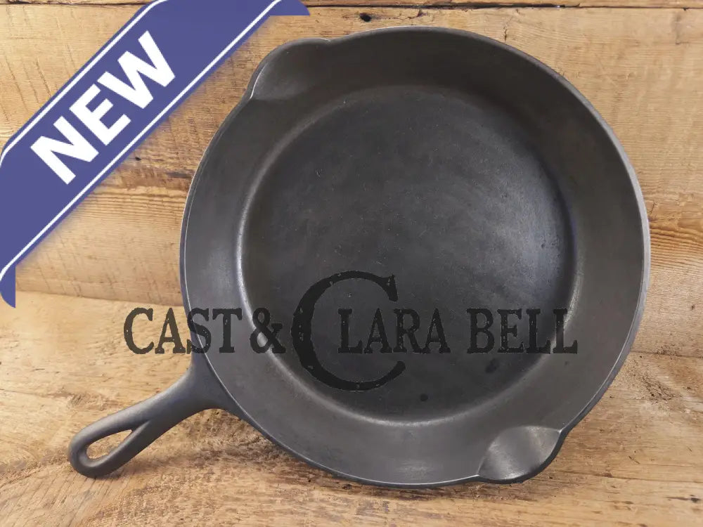 One of the earliest Griswold lines made! Lovely 1920’s Griswold #9 Skillet with Heat Ring and Large Slant Logo 710 H.