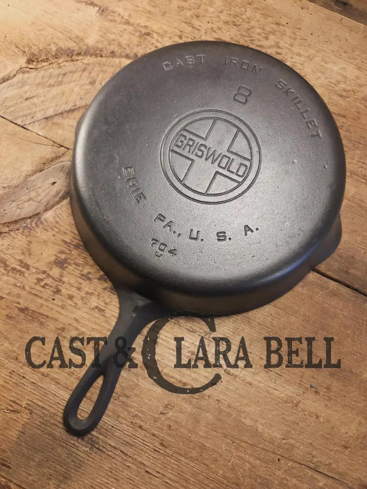 Our Best seller! 1930’s Griswold #8 Cast Iron Skillet with Large Block Logo 704 H Skillet