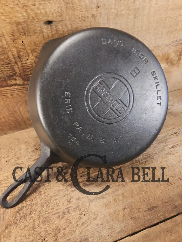Our Best seller! 1930’s Griswold #8 Cast Iron Skillet with Large Block Logo 704 H Skillet