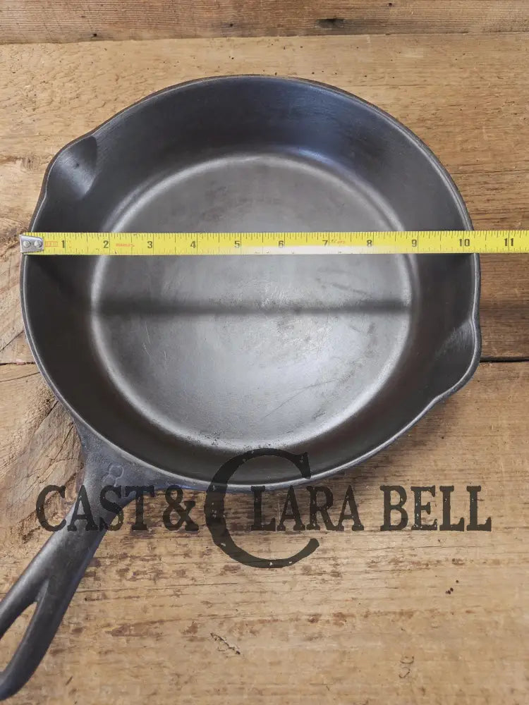 Best Seller! 1930’s Wagner Ware Sidney -O- #8 Skillet with Smooth Bottom 1058 I. Sits flat! Skillet