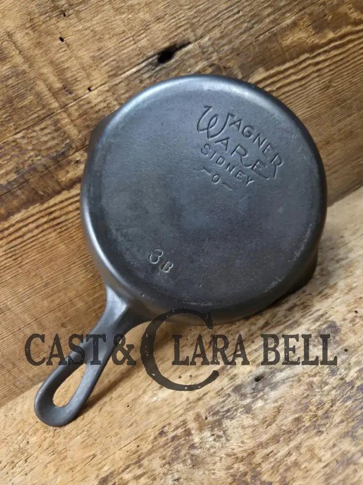 Our best seller! Beautiful 1920’s Era Wagner Ware #3 Egg Skillet 3 B. Restored and Ready to Use! Skillet