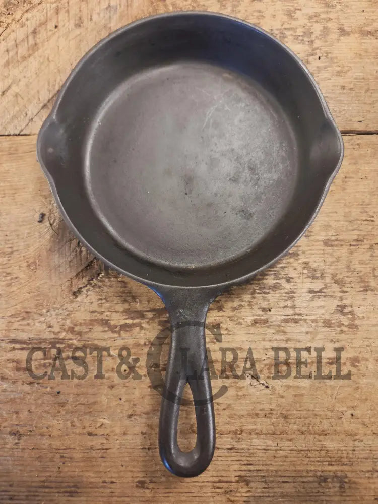 Our best seller! Beautiful 1920βs Era Wagner Ware #3 Egg Skillet 3 E. Restored and Ready to Use! Skillet